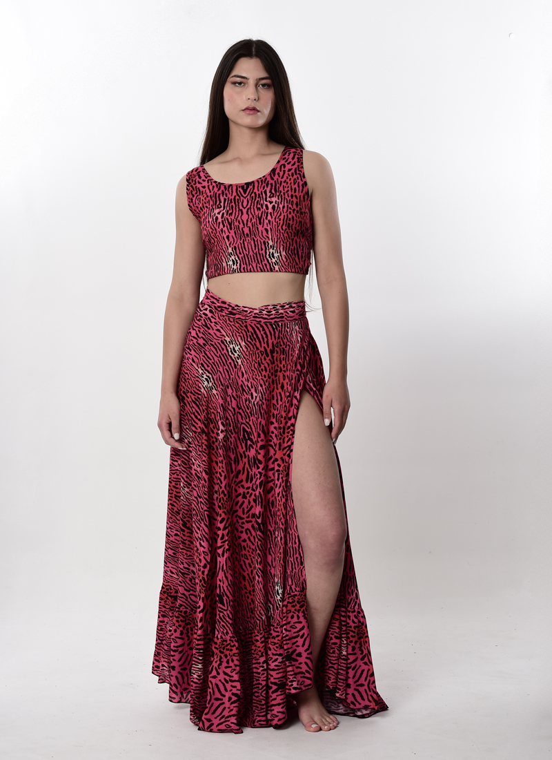 <span class="notranslate">Pink leopard skirt</span>