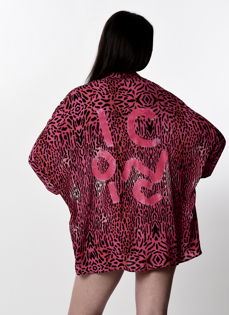 <span class="notranslate">Pink Leopard Unholy shirt</span>